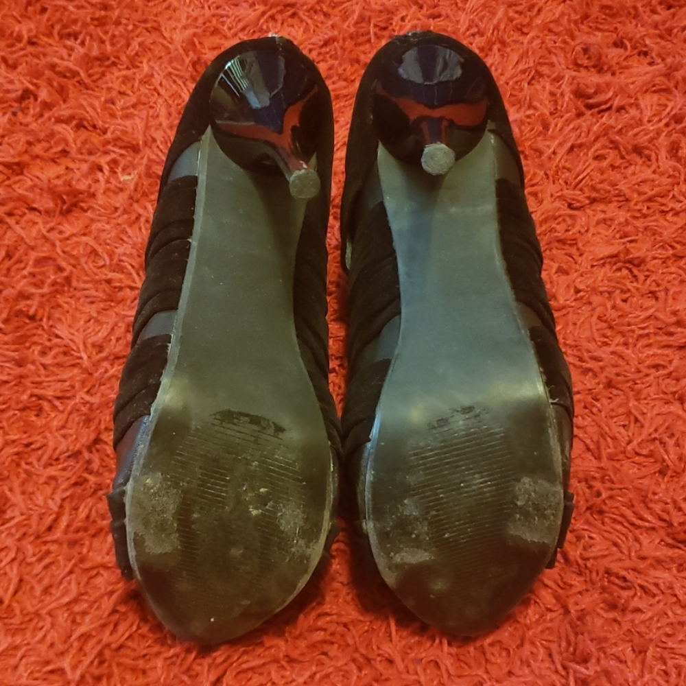 Booties - Picture 3 of 3